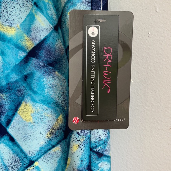 High rise Total fitness capris - Picture 4 of 10